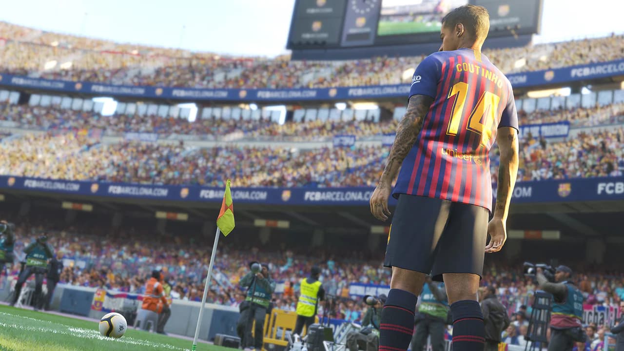 PRO EVOLUTION SOCCER 2019 hero image